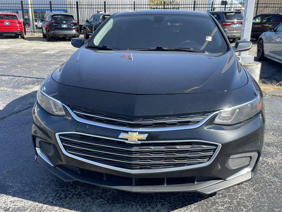 2016 Chevrolet Malibu  4