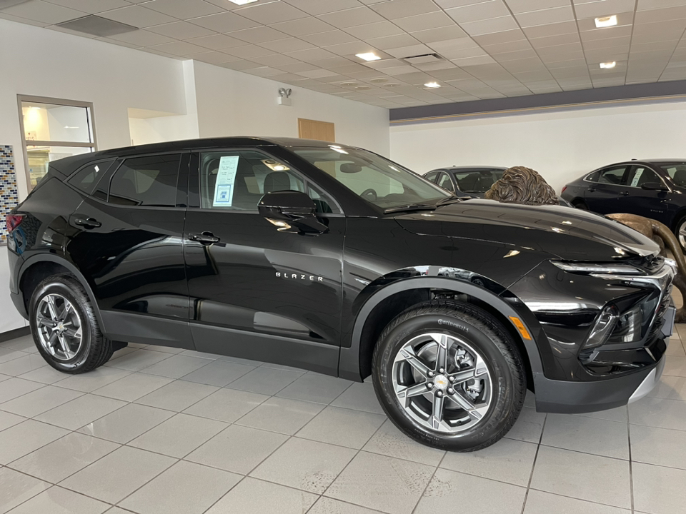 2025 Chevrolet Blazer LT 22