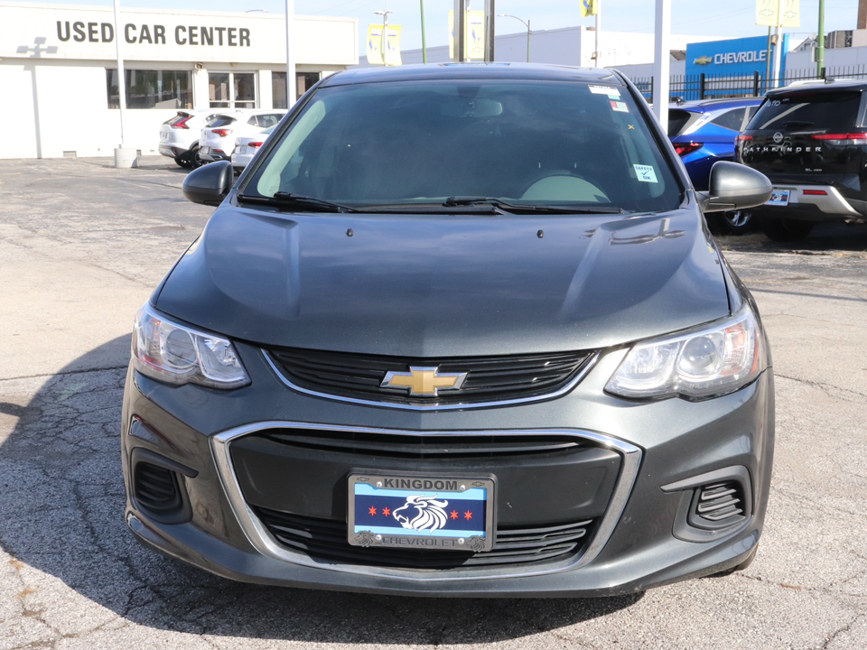 2019 Chevrolet Sonic Premier 8