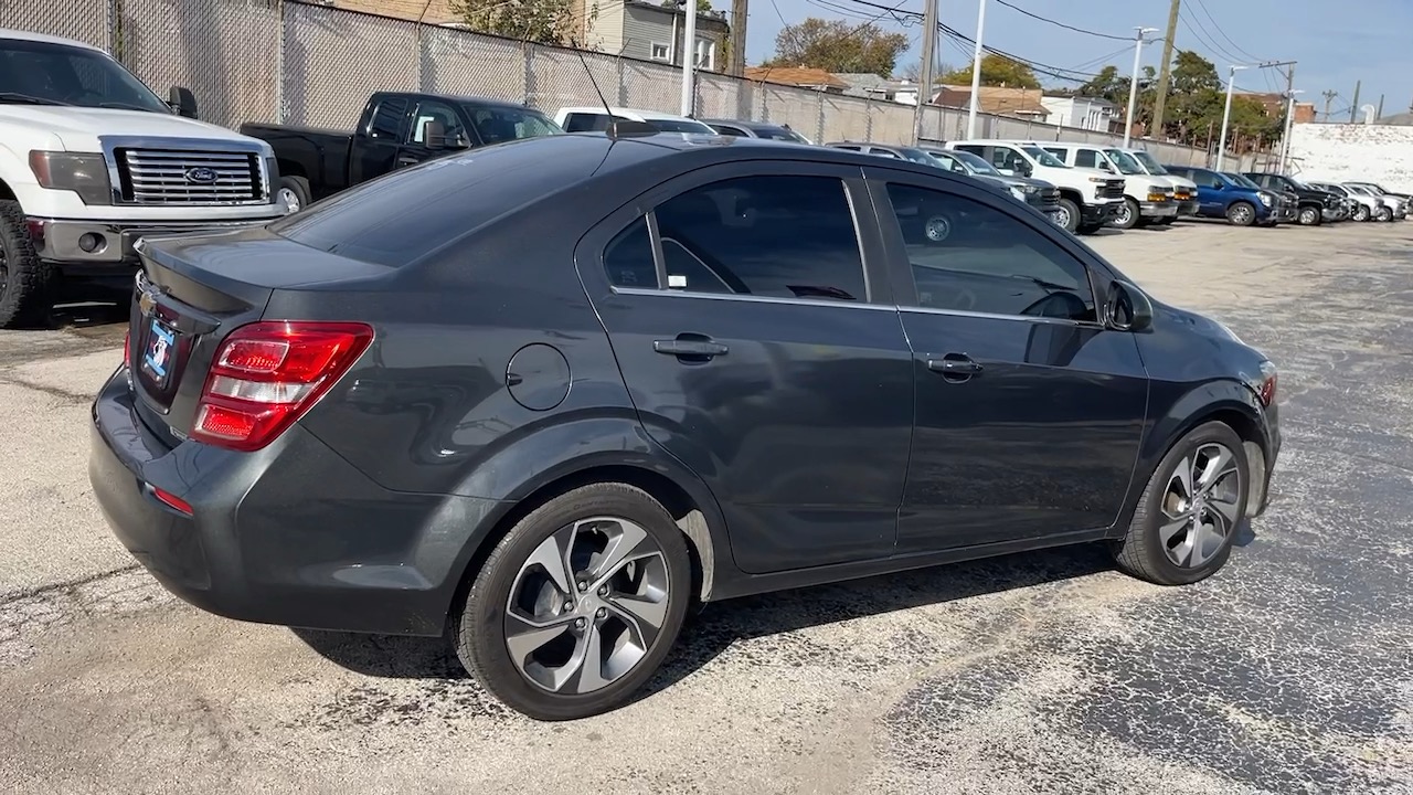 2019 Chevrolet Sonic Premier 24