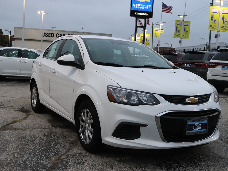 2017 Chevrolet Sonic LT 1