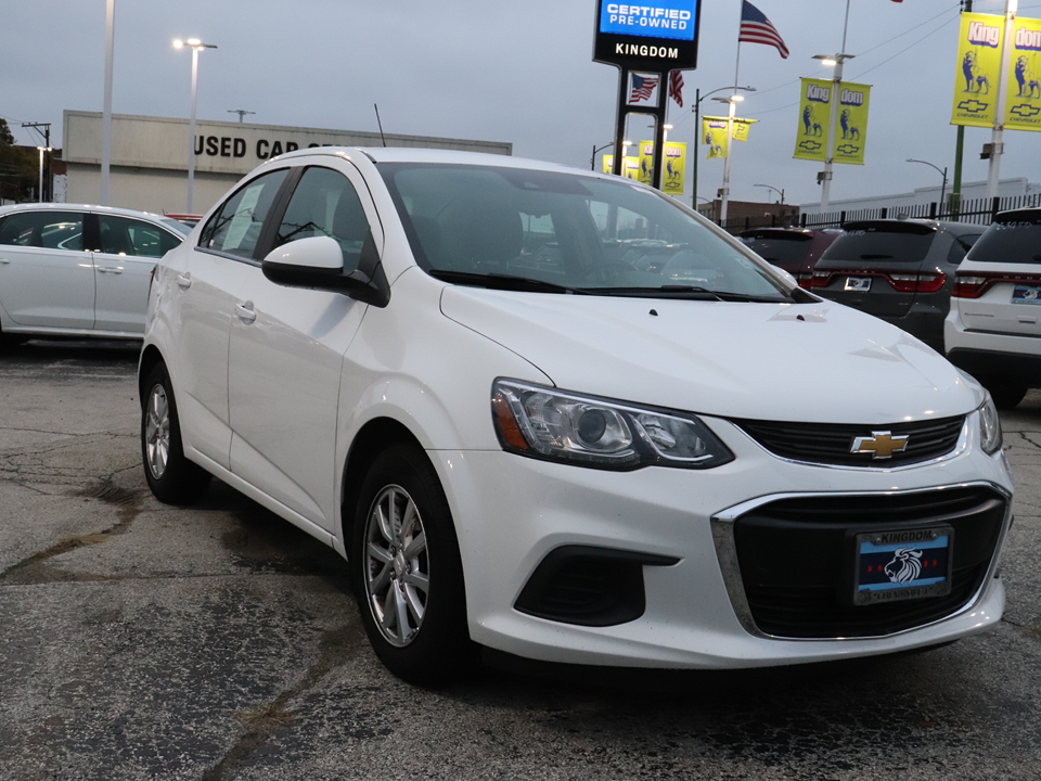 2017 Chevrolet Sonic LT 2