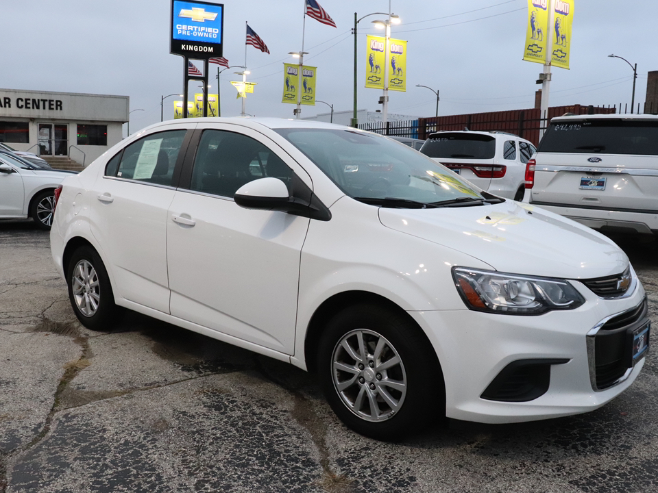 2017 Chevrolet Sonic LT 3