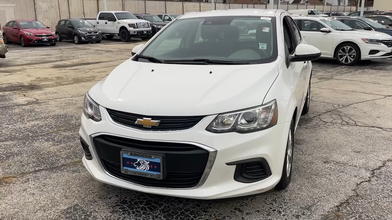 2017 Chevrolet Sonic LT 8