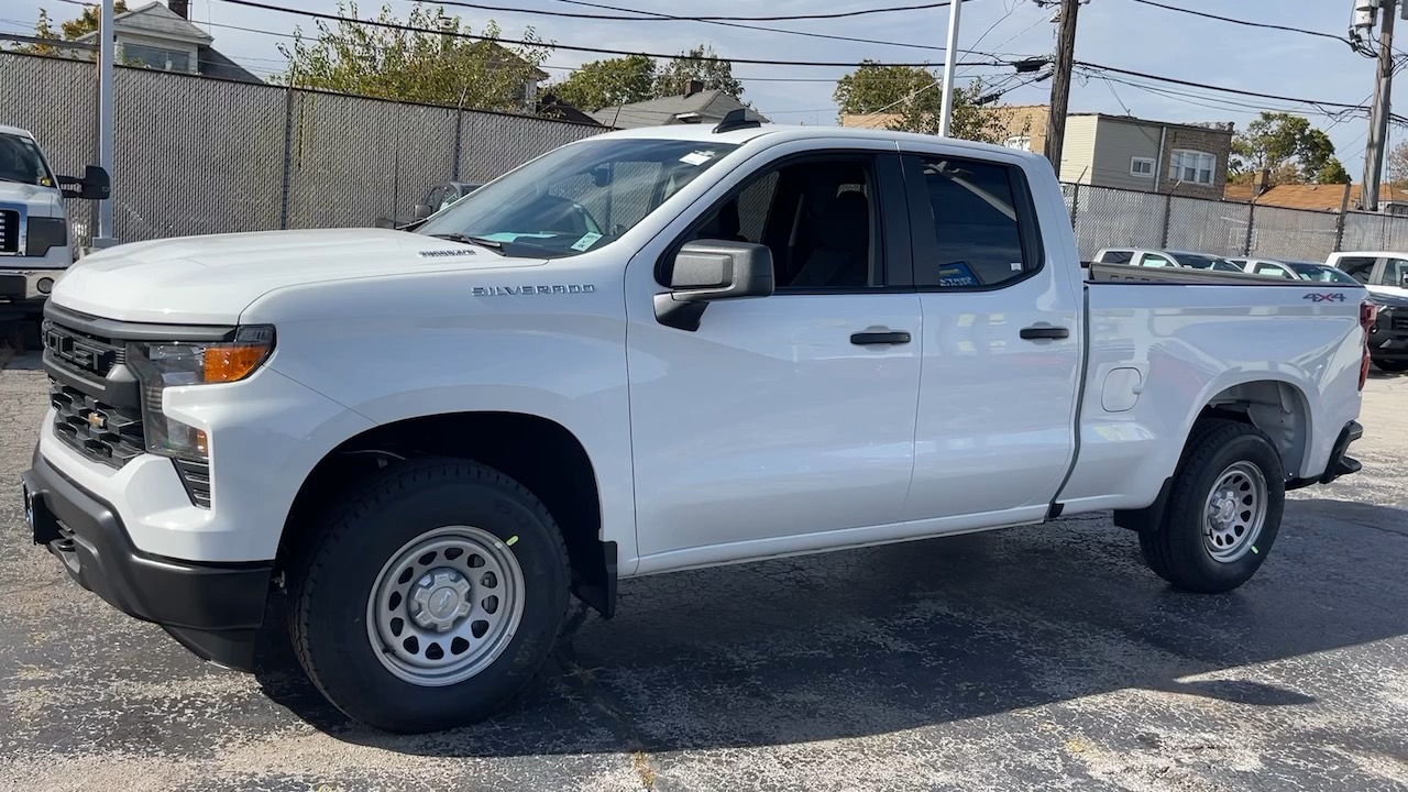 2025 Chevrolet Silverado 1500 WT 29