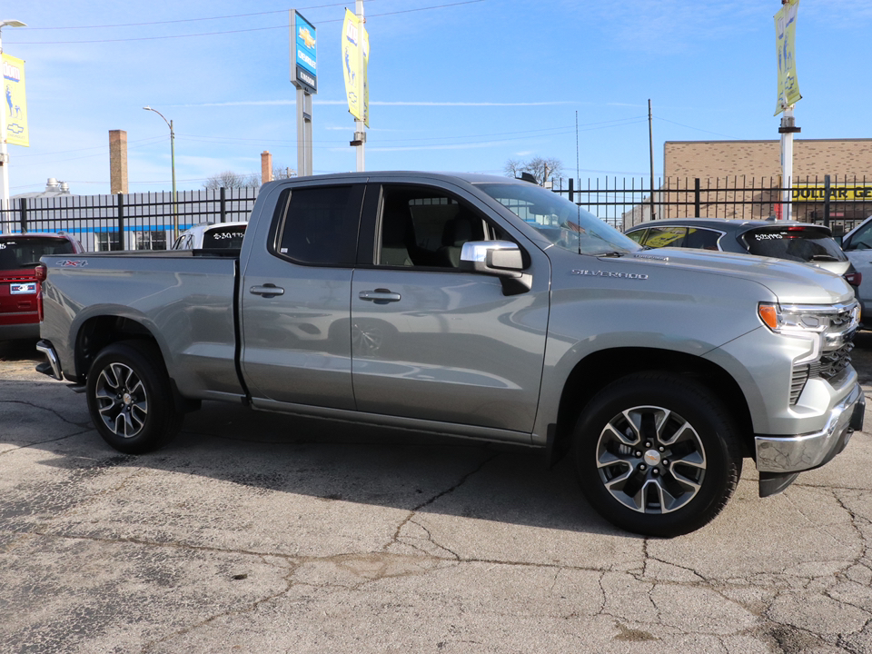 2025 Chevrolet Silverado 1500 LT 3