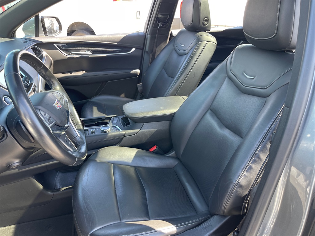 2022 Cadillac XT5 Premium Luxury 11