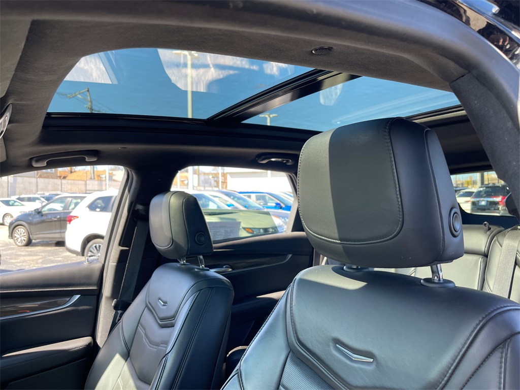 2019 Cadillac XT5 Platinum 11
