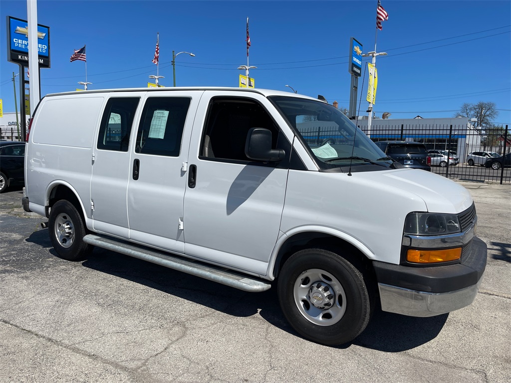 2022 Chevrolet Express 2500 Work Van 3