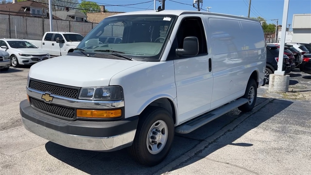 2022 Chevrolet Express 2500 Work Van 24