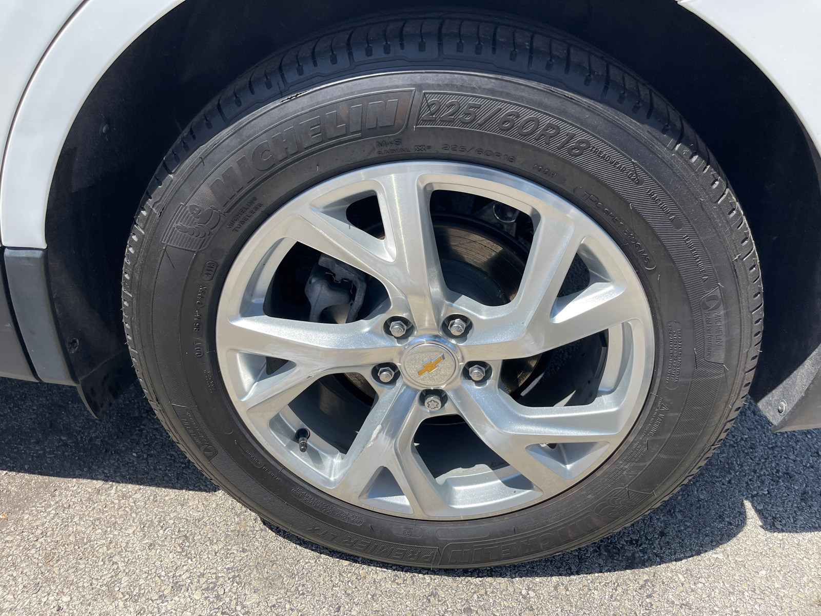 2019 Chevrolet Equinox Premier 23