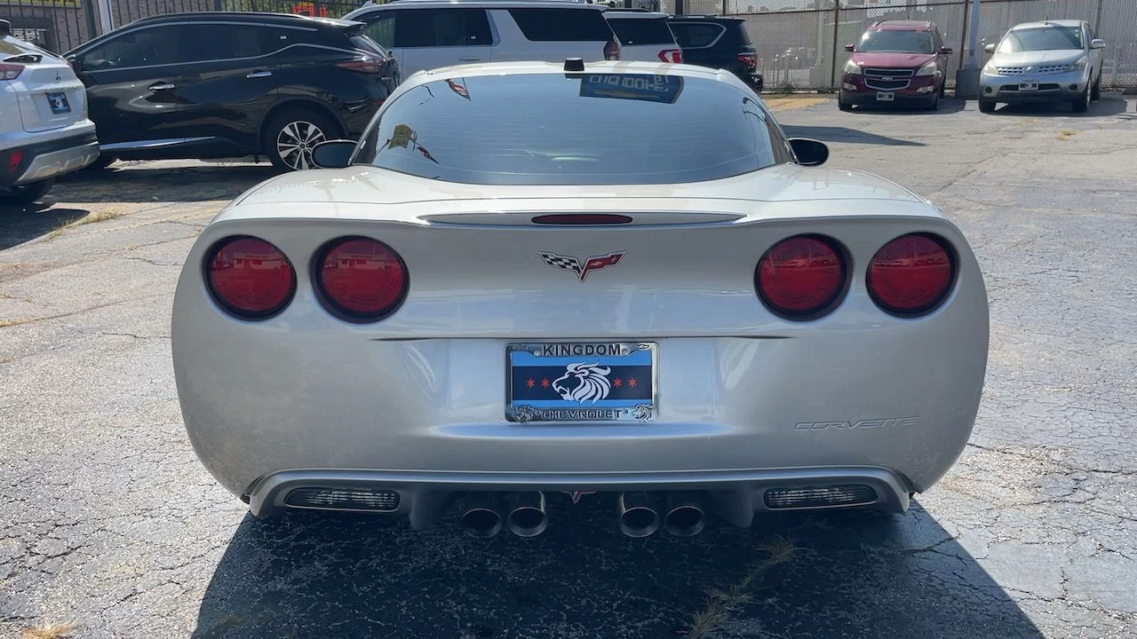 2005 Chevrolet Corvette Base 4