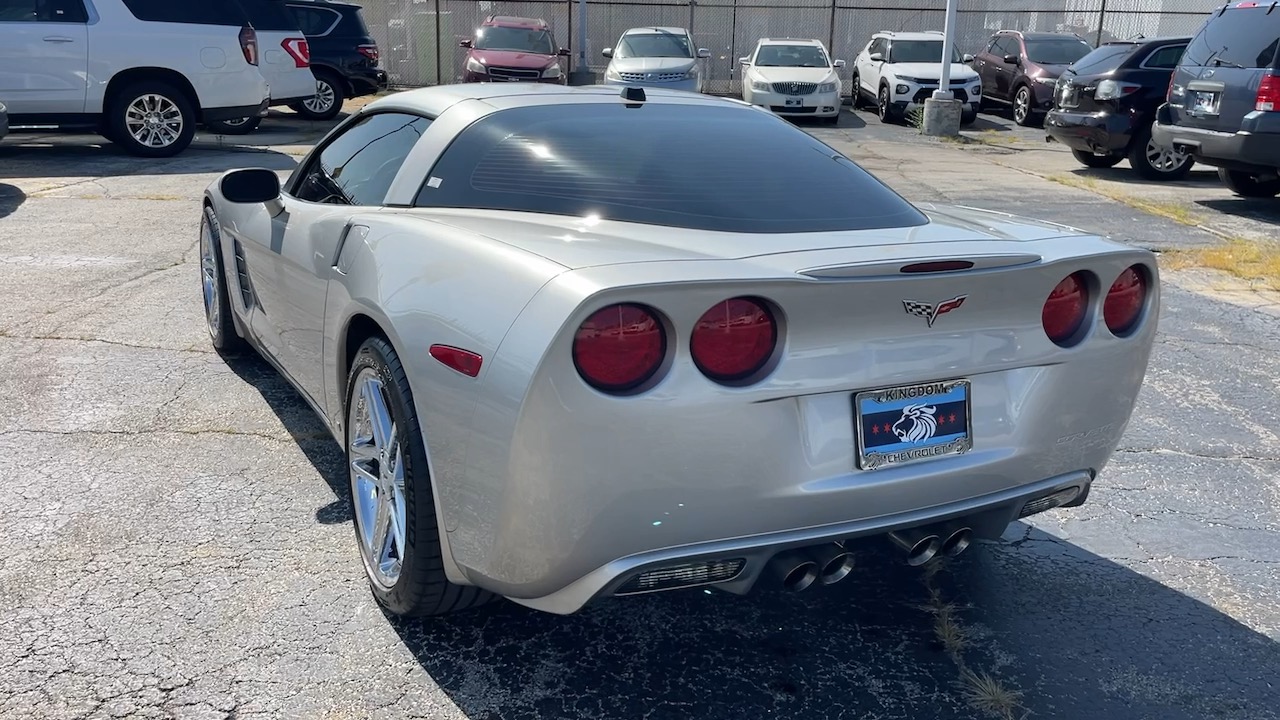 2005 Chevrolet Corvette Base 23