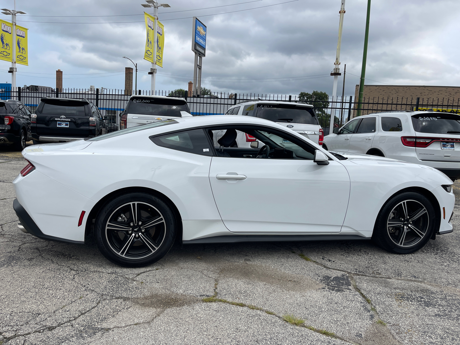 2024 Ford Mustang EcoBoost 29