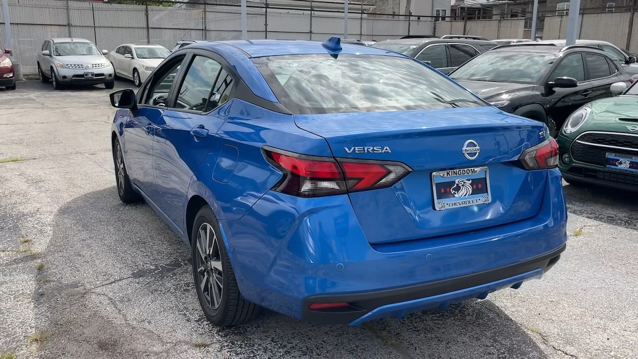 2021 Nissan Versa 1.6 SV 6