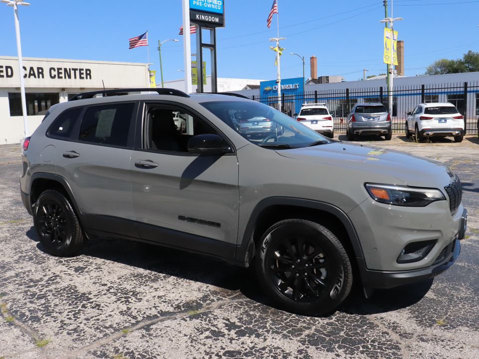 2023 Jeep Cherokee Altitude Lux 3