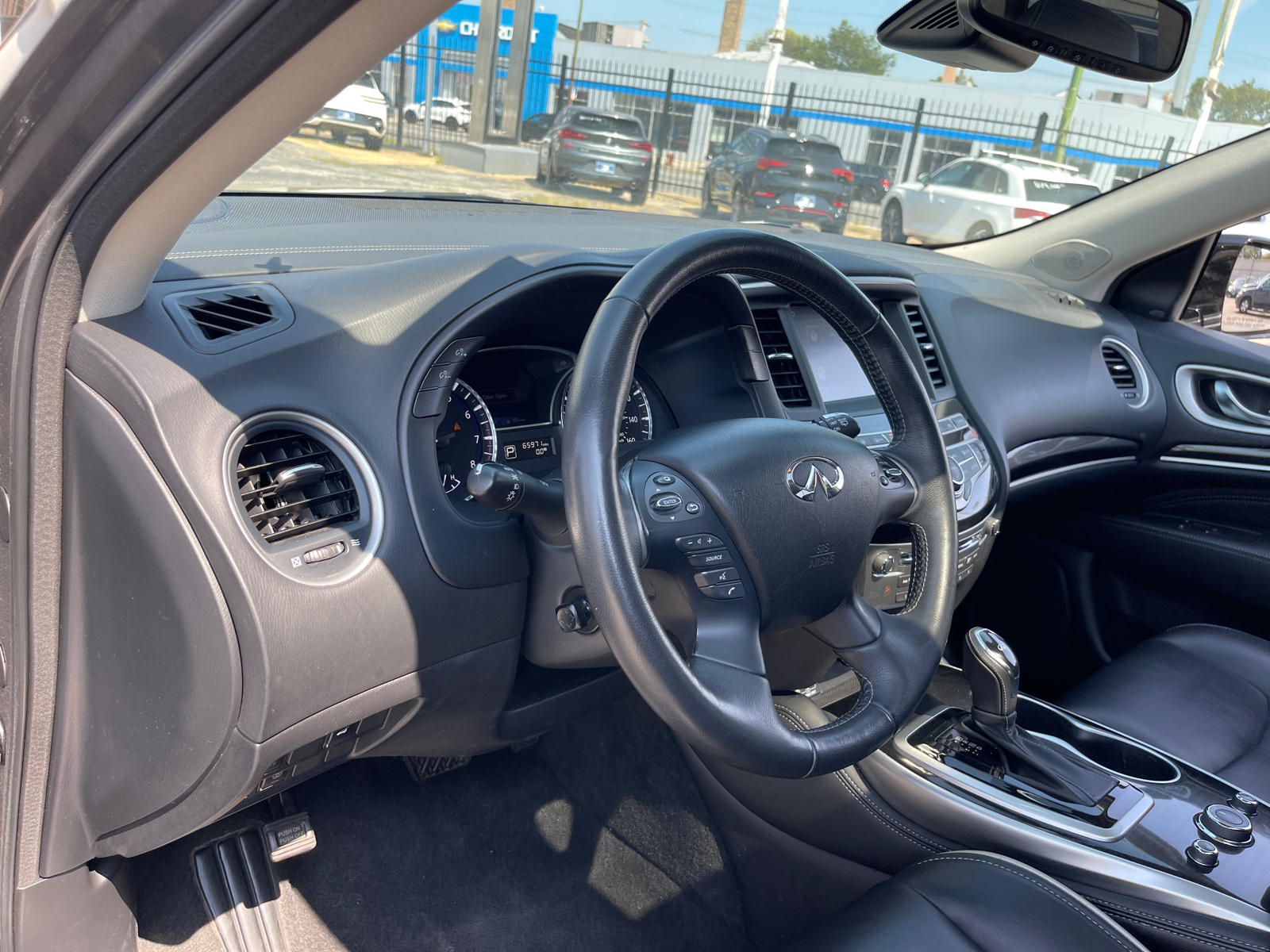 2020 INFINITI QX60 LUXE 8