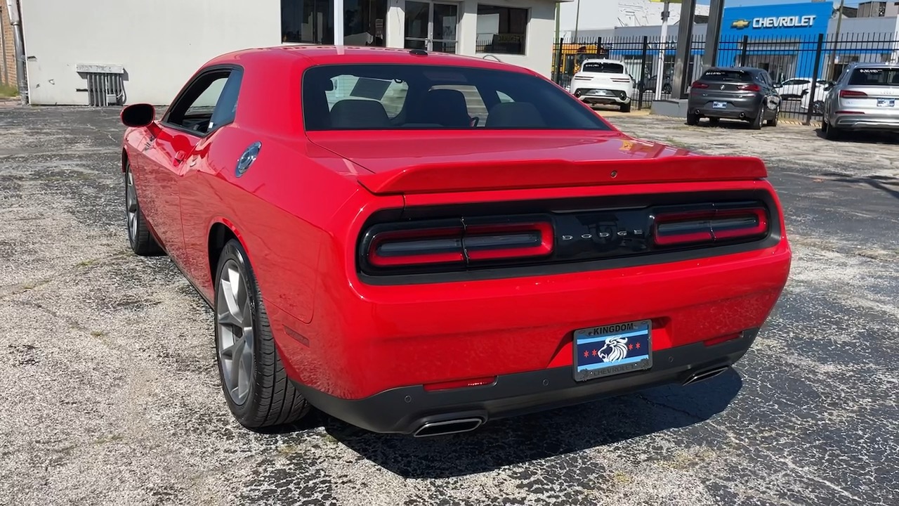 2022 Dodge Challenger GT 24