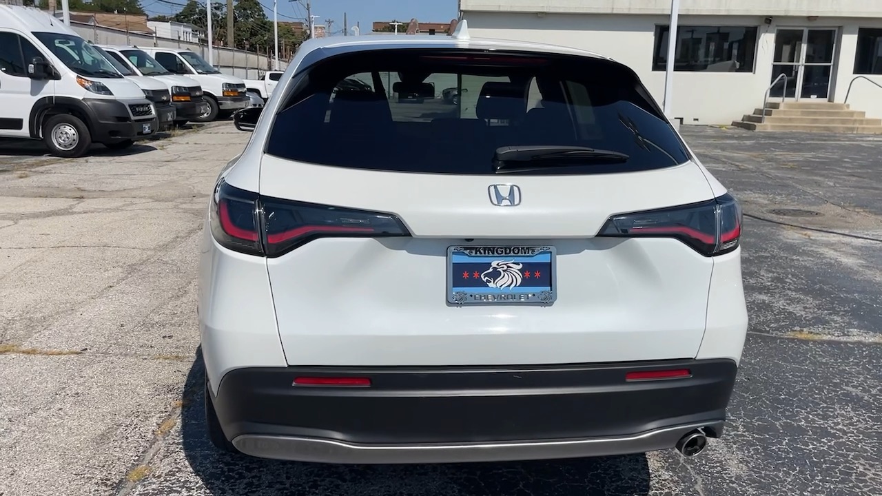 2023 Honda HR-V Sport 5