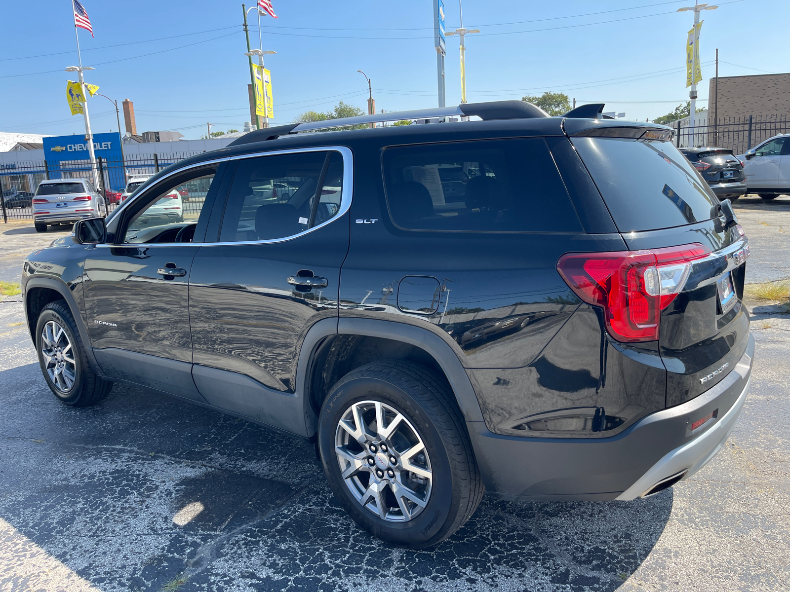 2023 GMC Acadia SLT 6