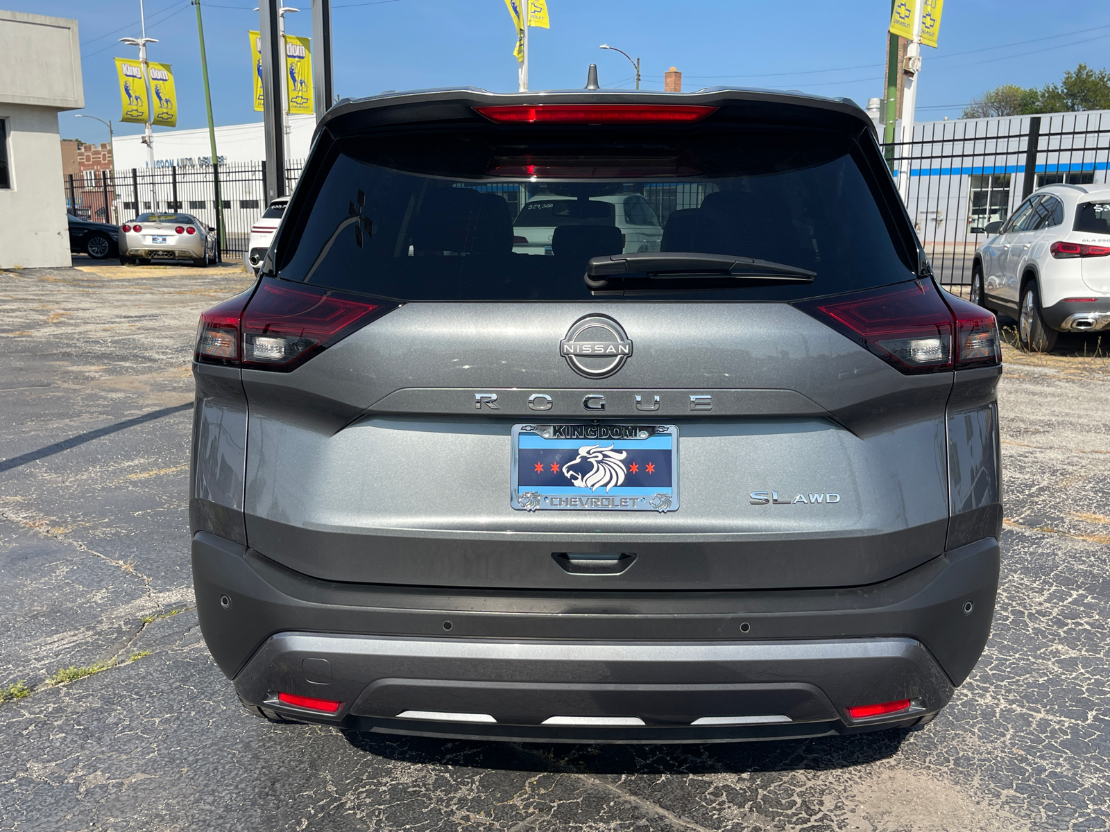 2023 Nissan Rogue SL 5