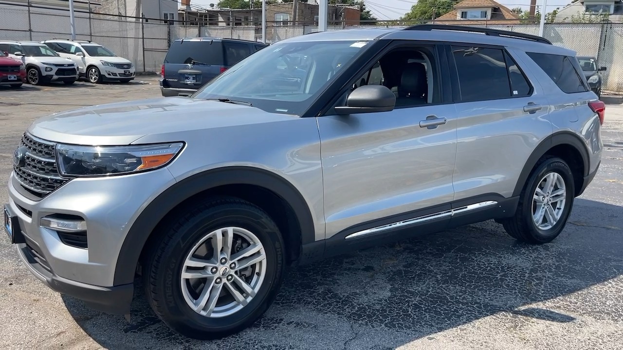 2023 Ford Explorer XLT 30