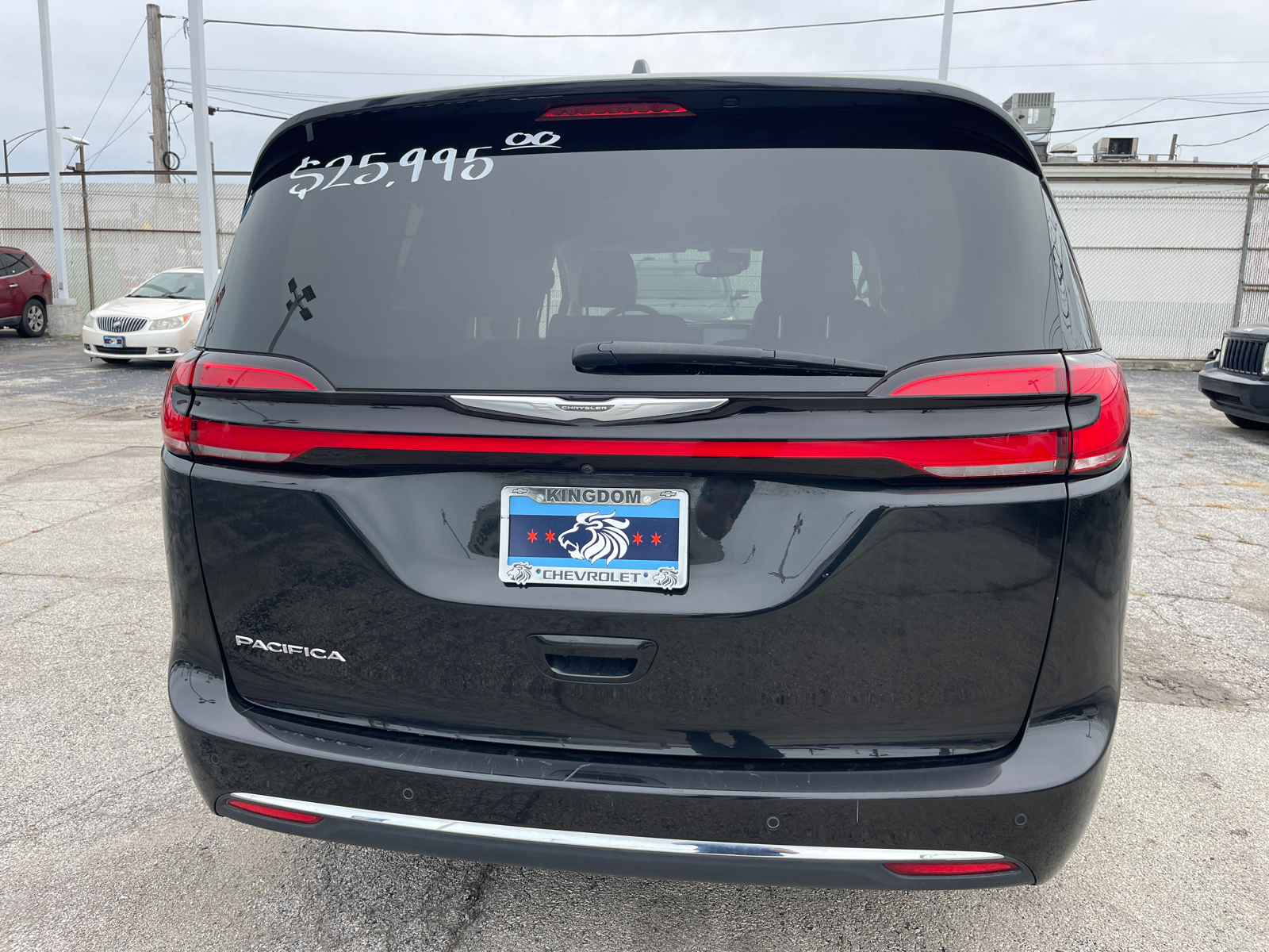 2022 Chrysler Pacifica Touring L 5