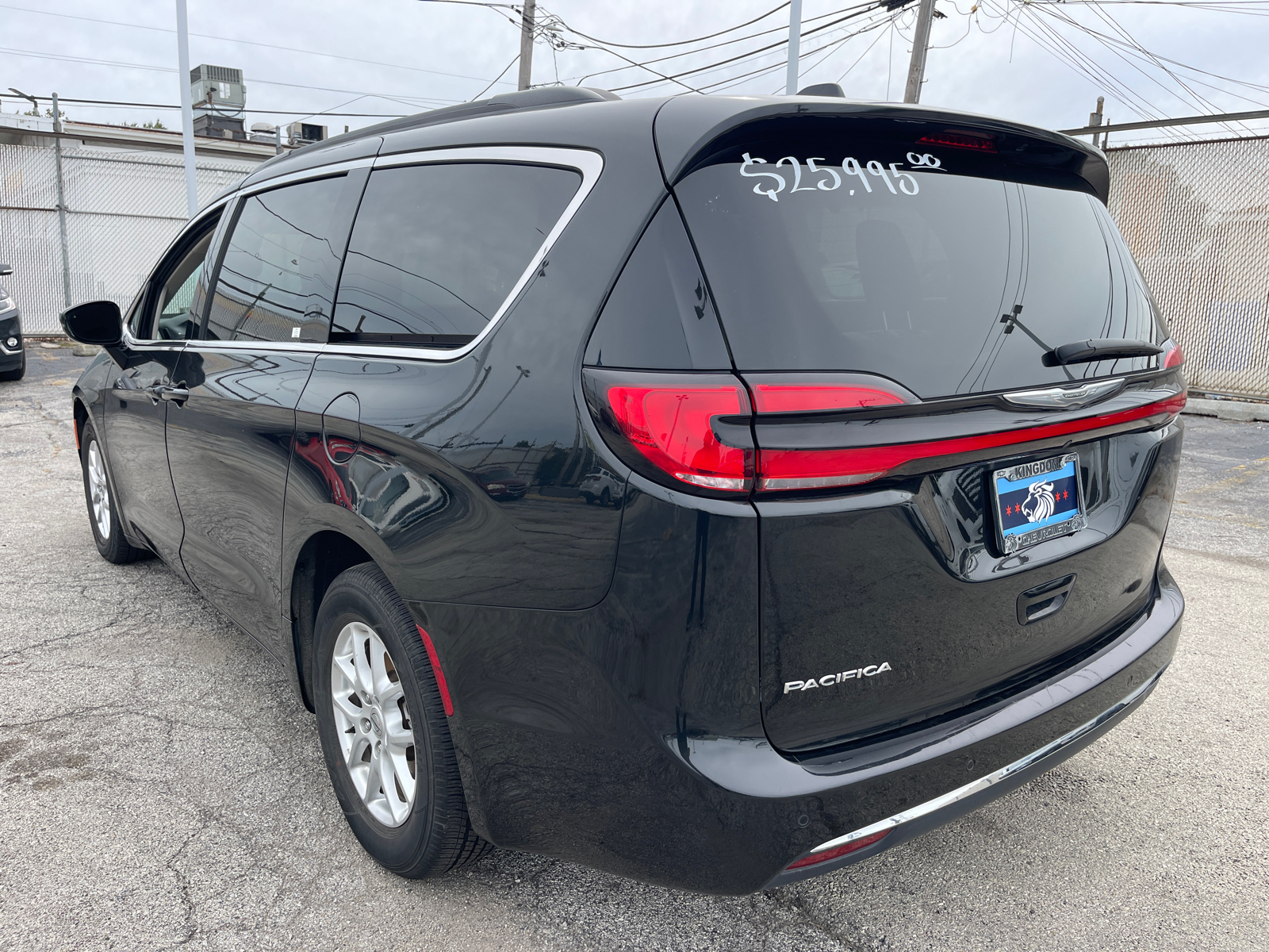 2022 Chrysler Pacifica Touring L 27