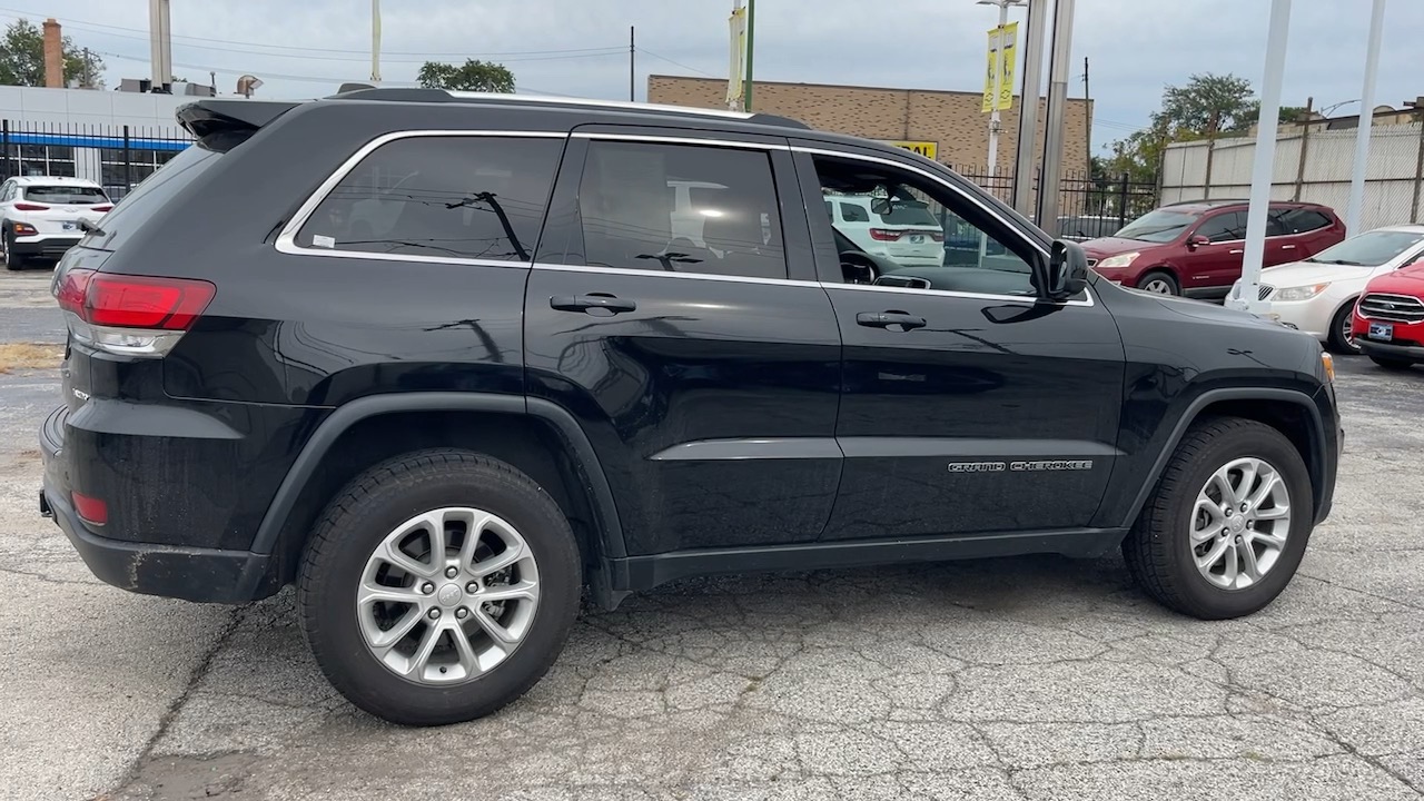 2021 Jeep Grand Cherokee Laredo E 2