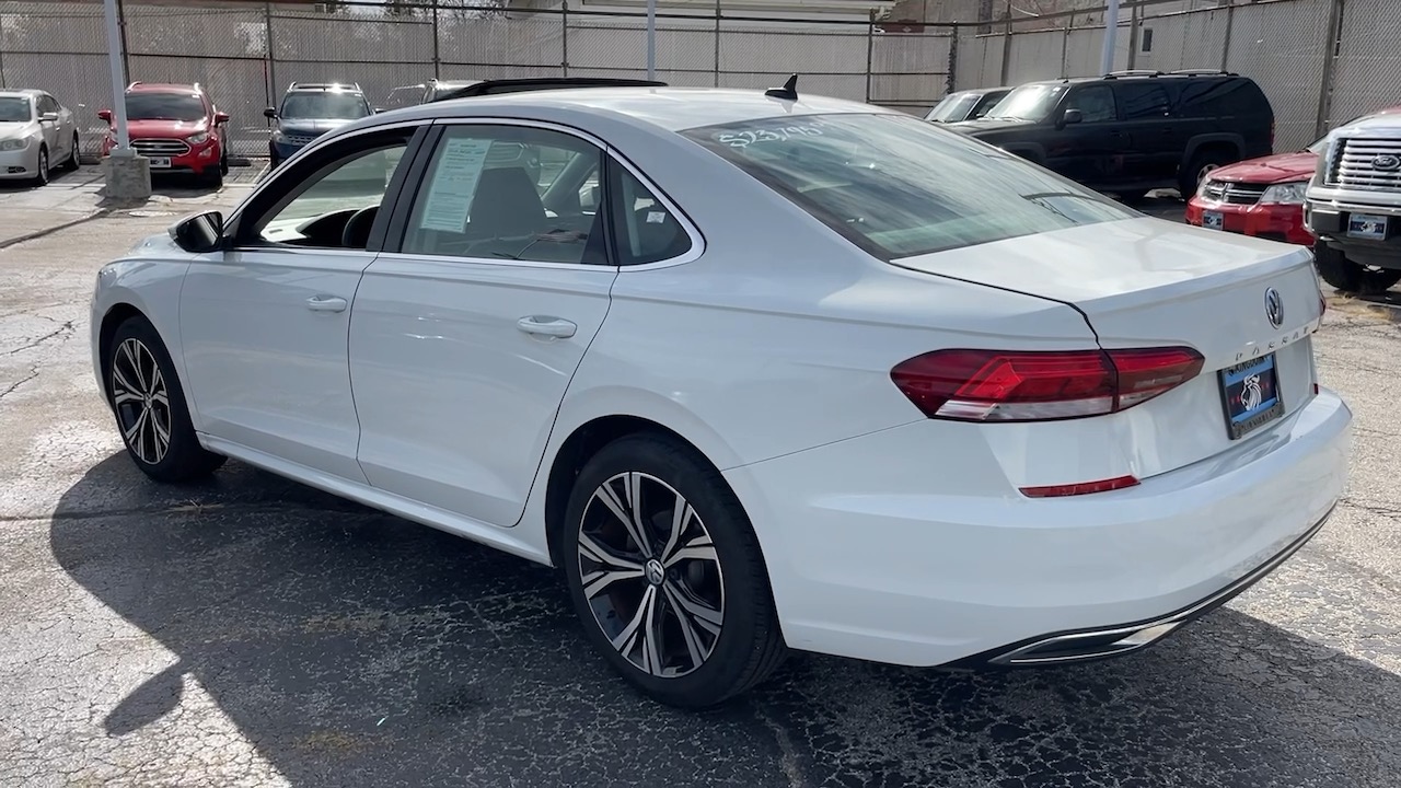 2022 Volkswagen Passat 2.0T SE 7