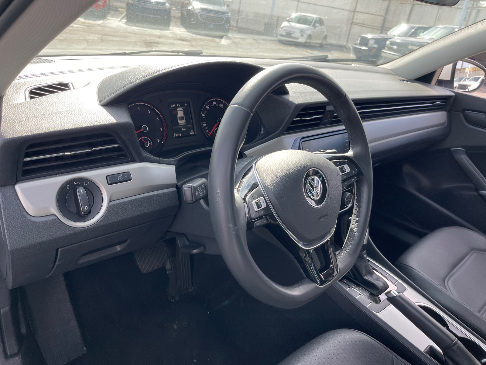 2022 Volkswagen Passat 2.0T SE 10