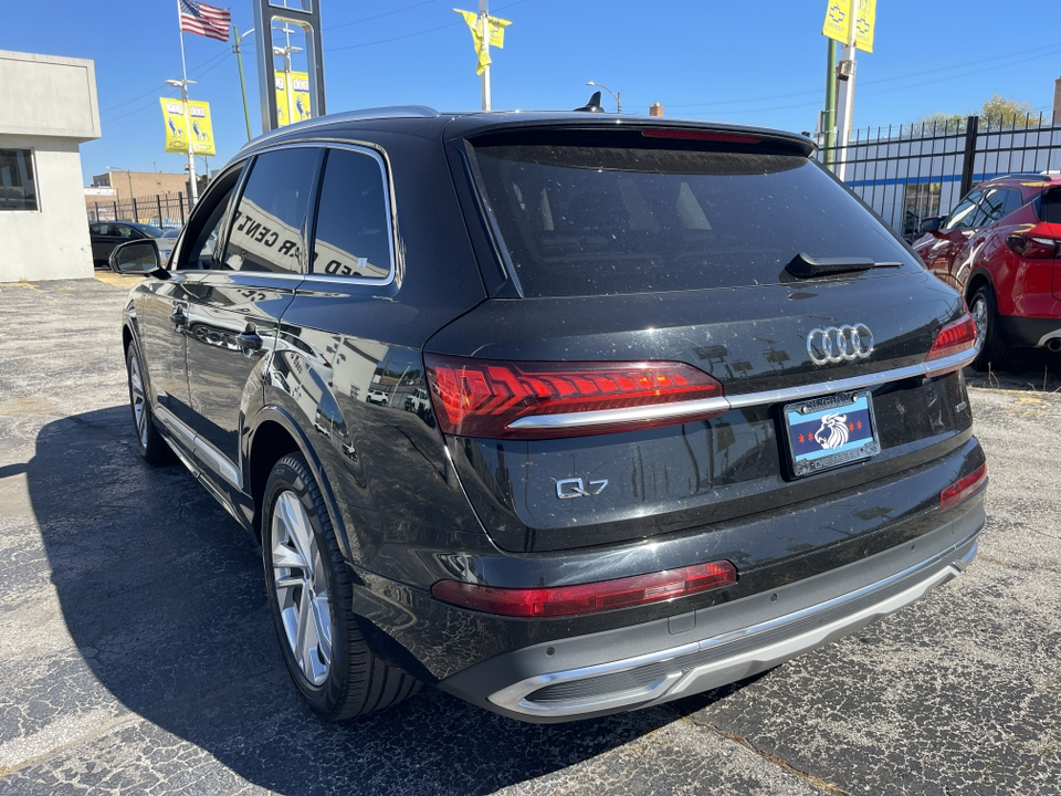 2022 Audi Q7 55 Premium Plus 5