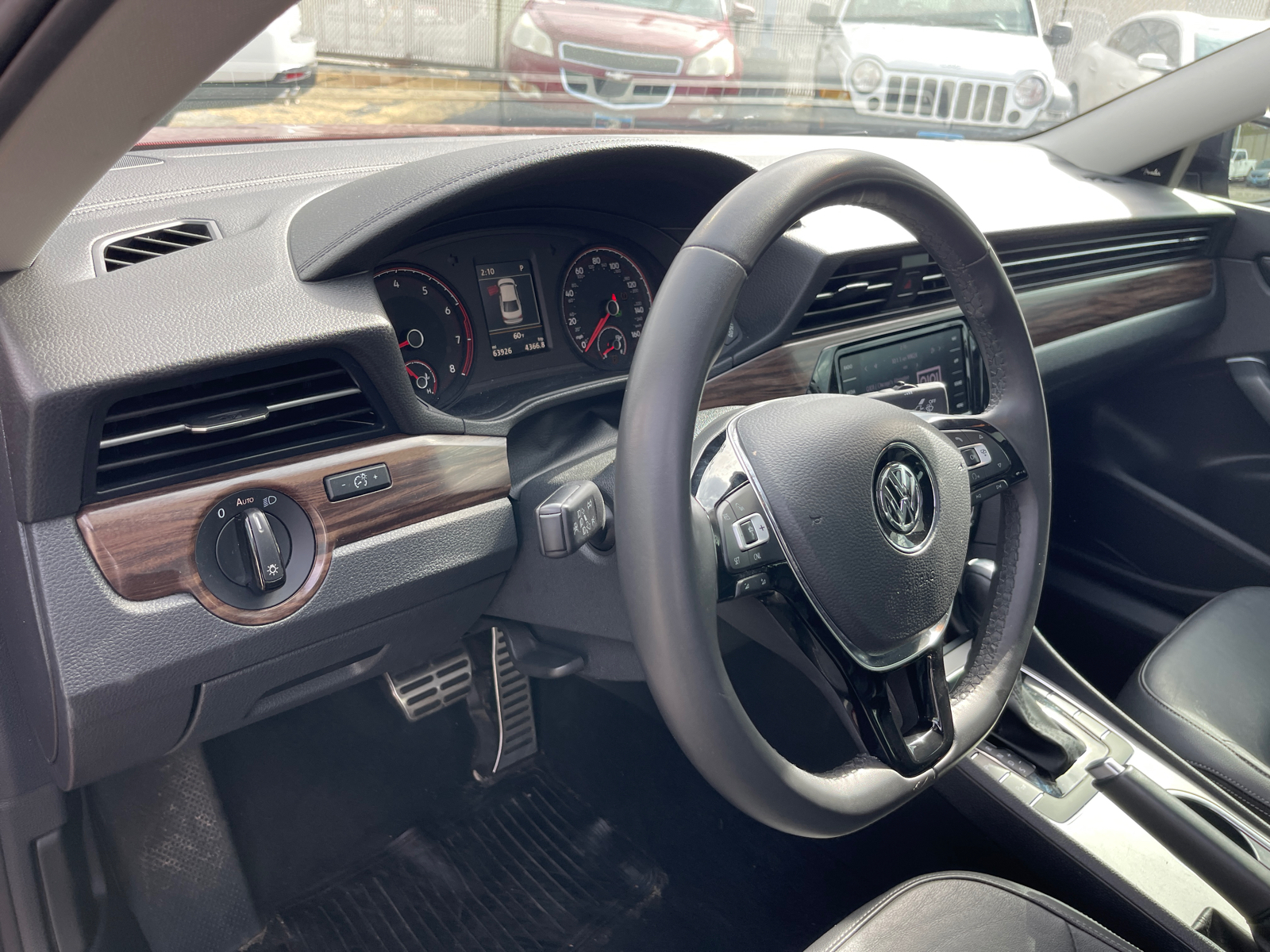 2022 Volkswagen Passat 2.0T Limited Edition 9