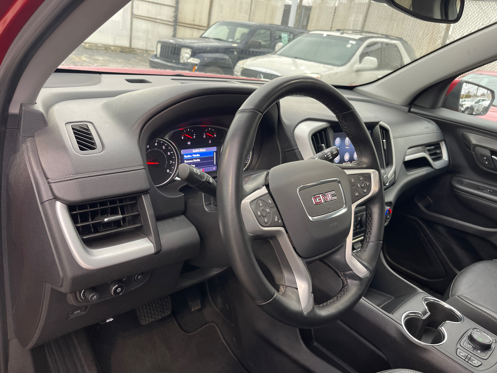 2023 GMC Terrain SLT 9