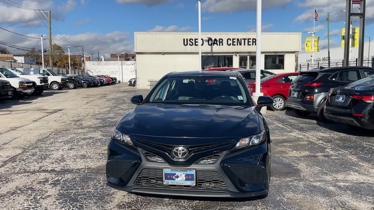 2021 Toyota Camry SE 29