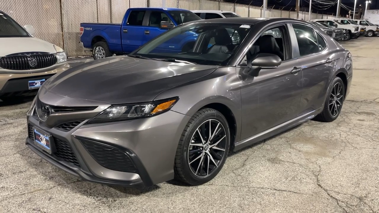 2022 Toyota Camry SE 7