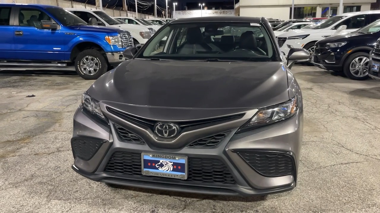 2022 Toyota Camry SE 8