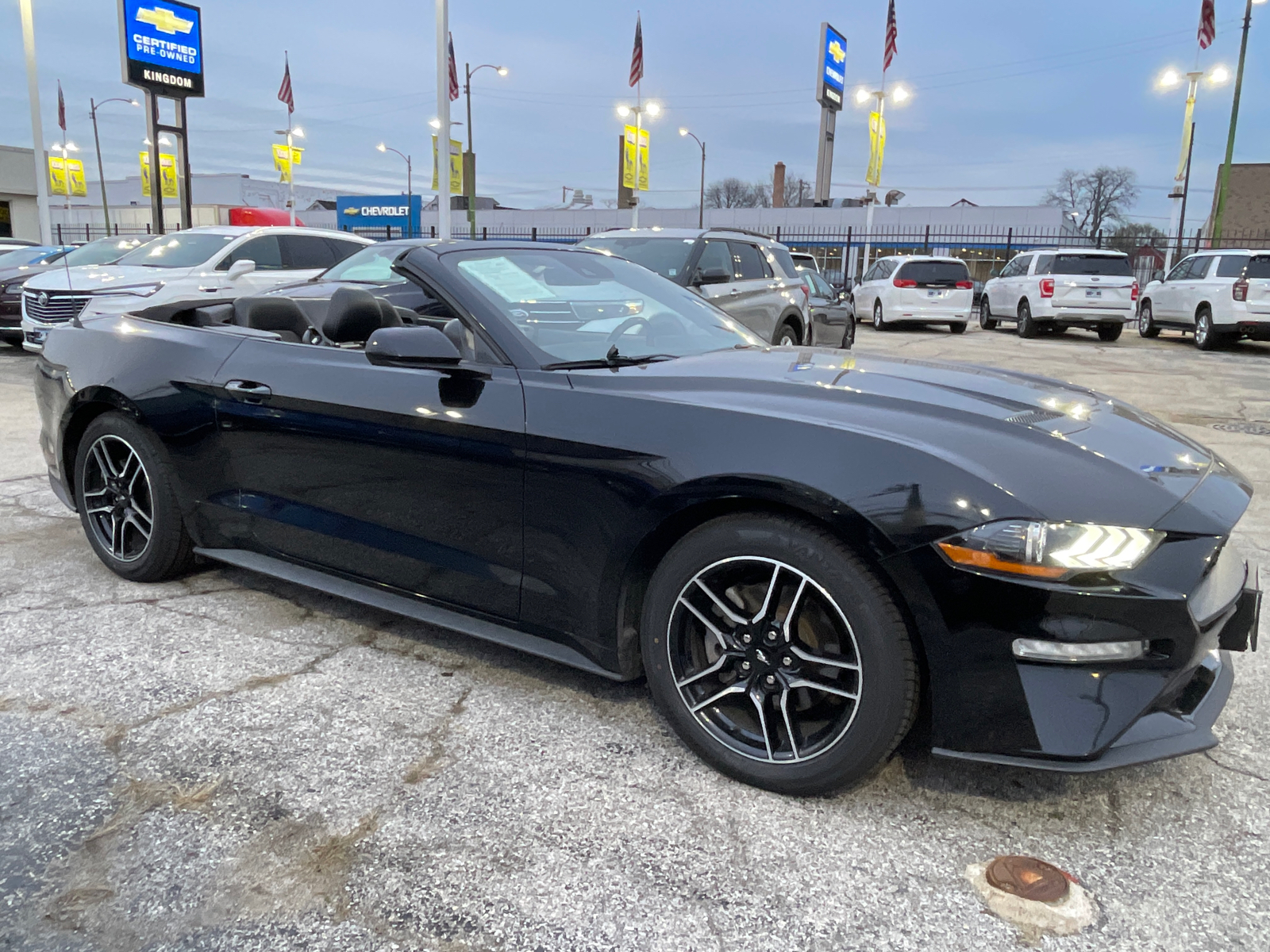 2022 Ford Mustang EcoBoost Premium 3