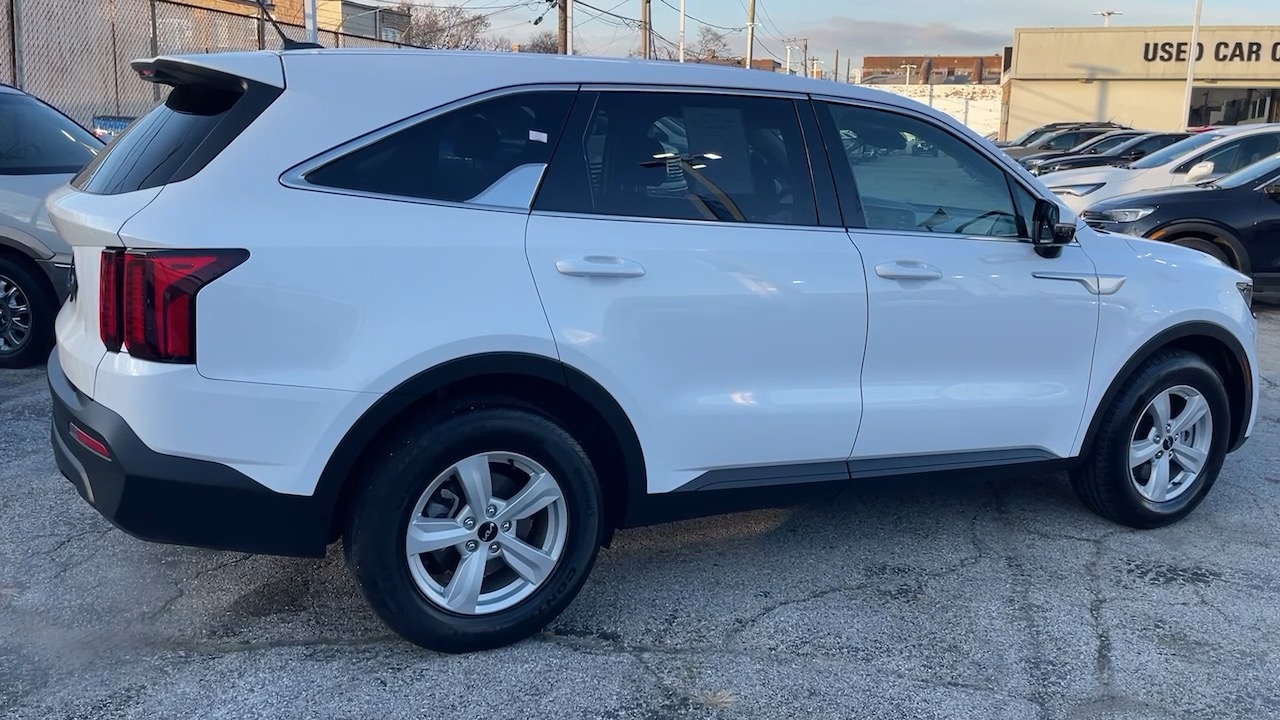 2023 Kia Sorento LX 4