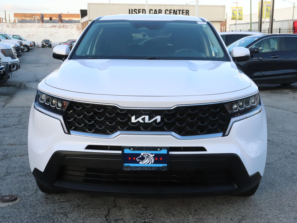 2023 Kia Sorento LX 8