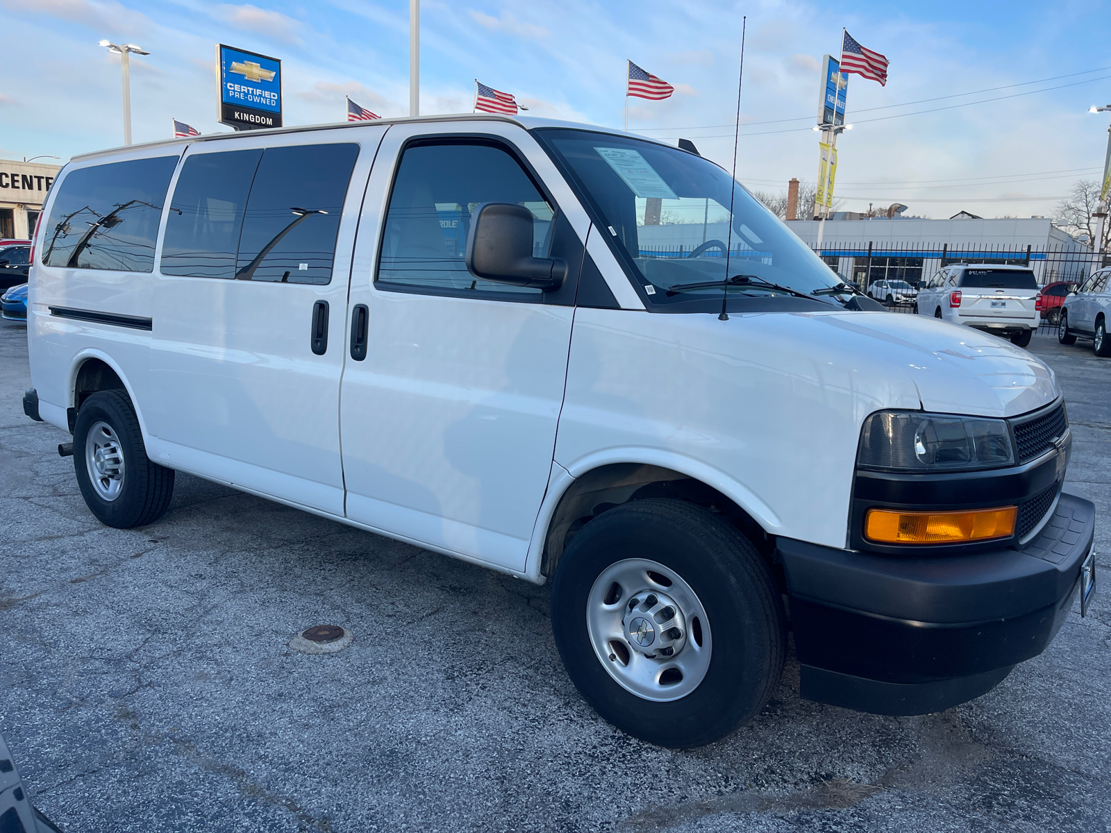 2023 Chevrolet Express 3500 LS 21