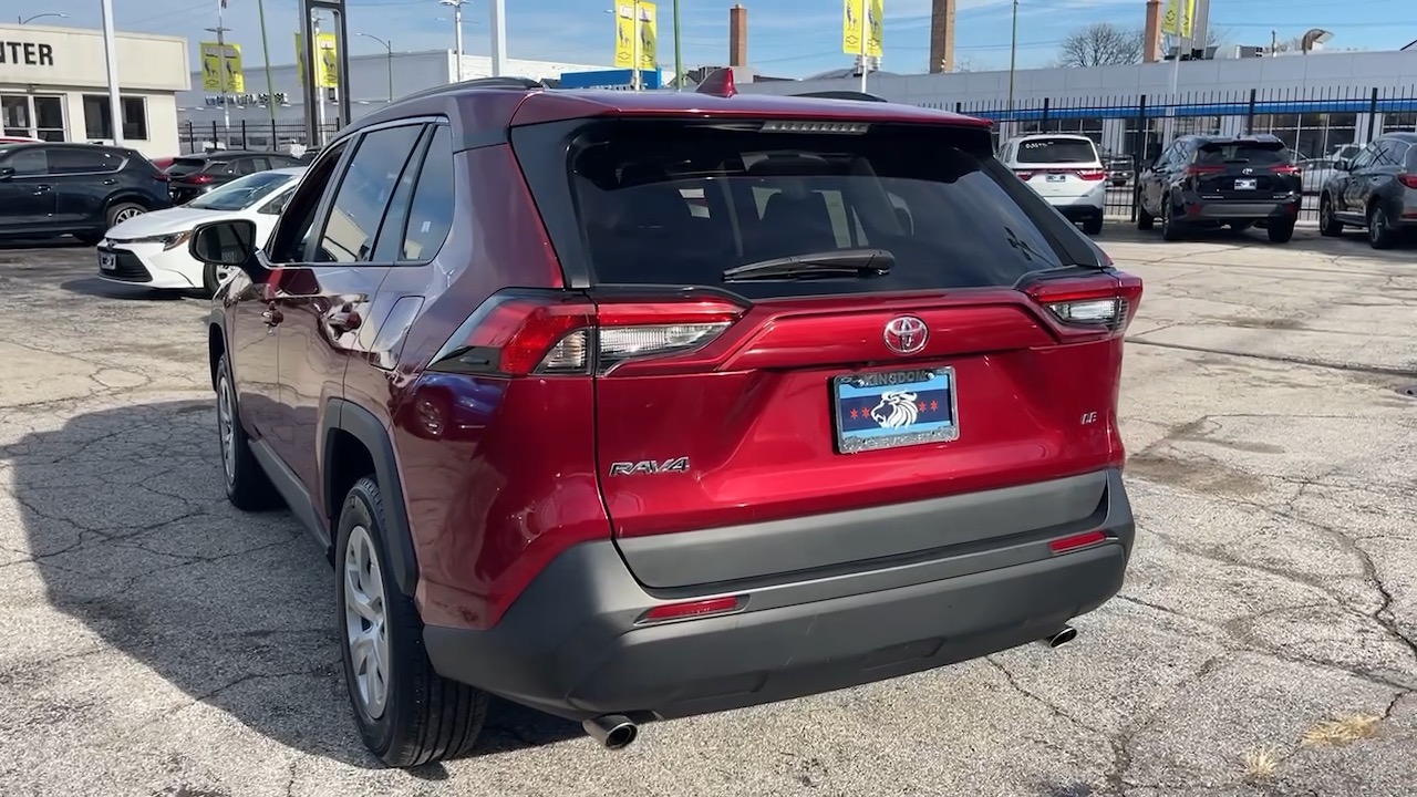 2021 Toyota RAV4 LE 6