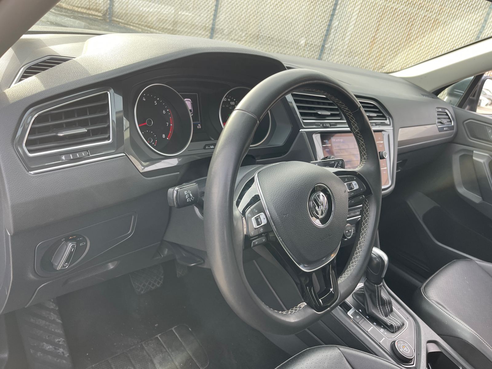 2021 Volkswagen Tiguan 2.0T SE 10