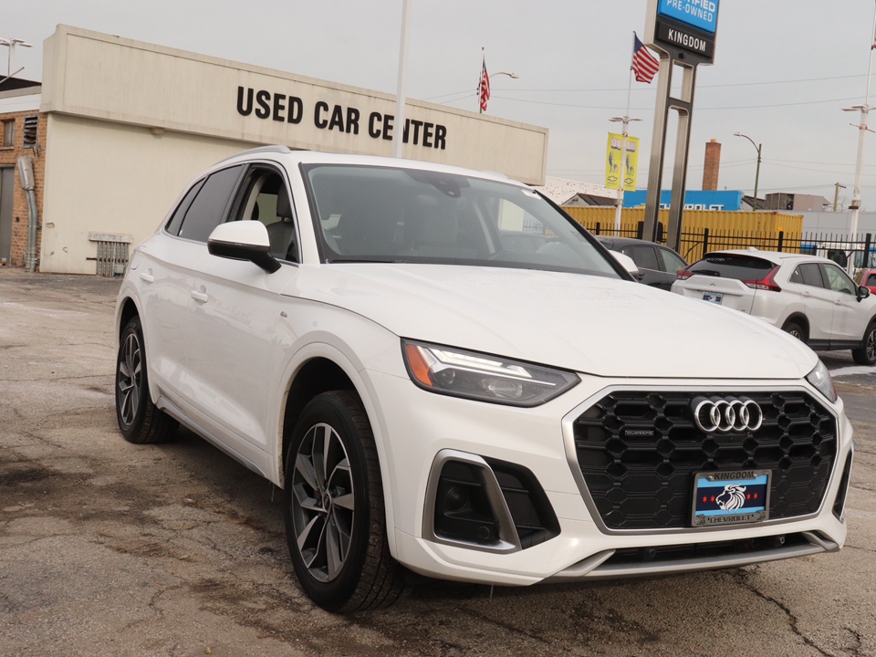 2022 Audi Q5 45 S line Premium Plus 1