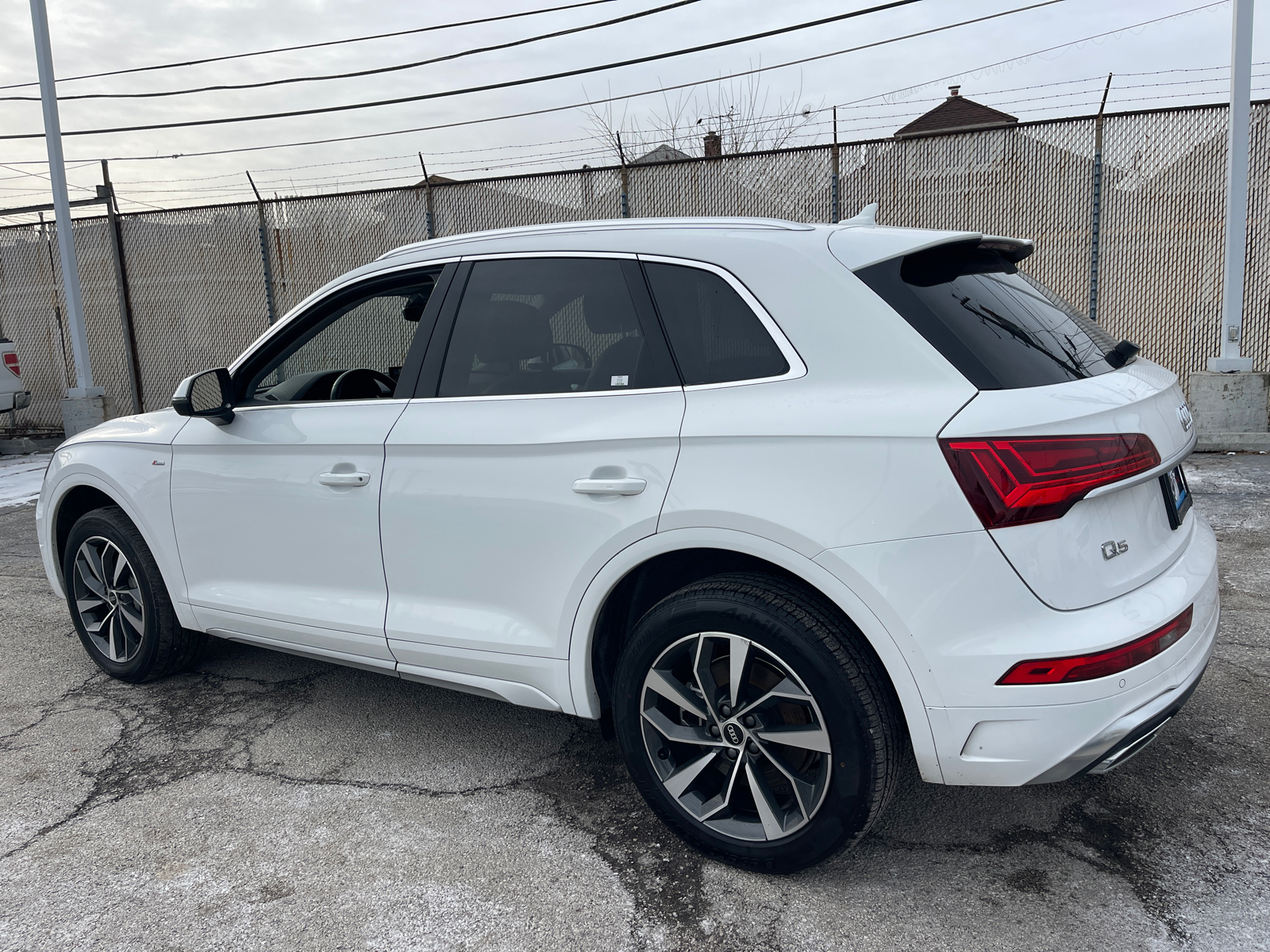 2022 Audi Q5 45 S line Premium Plus 6