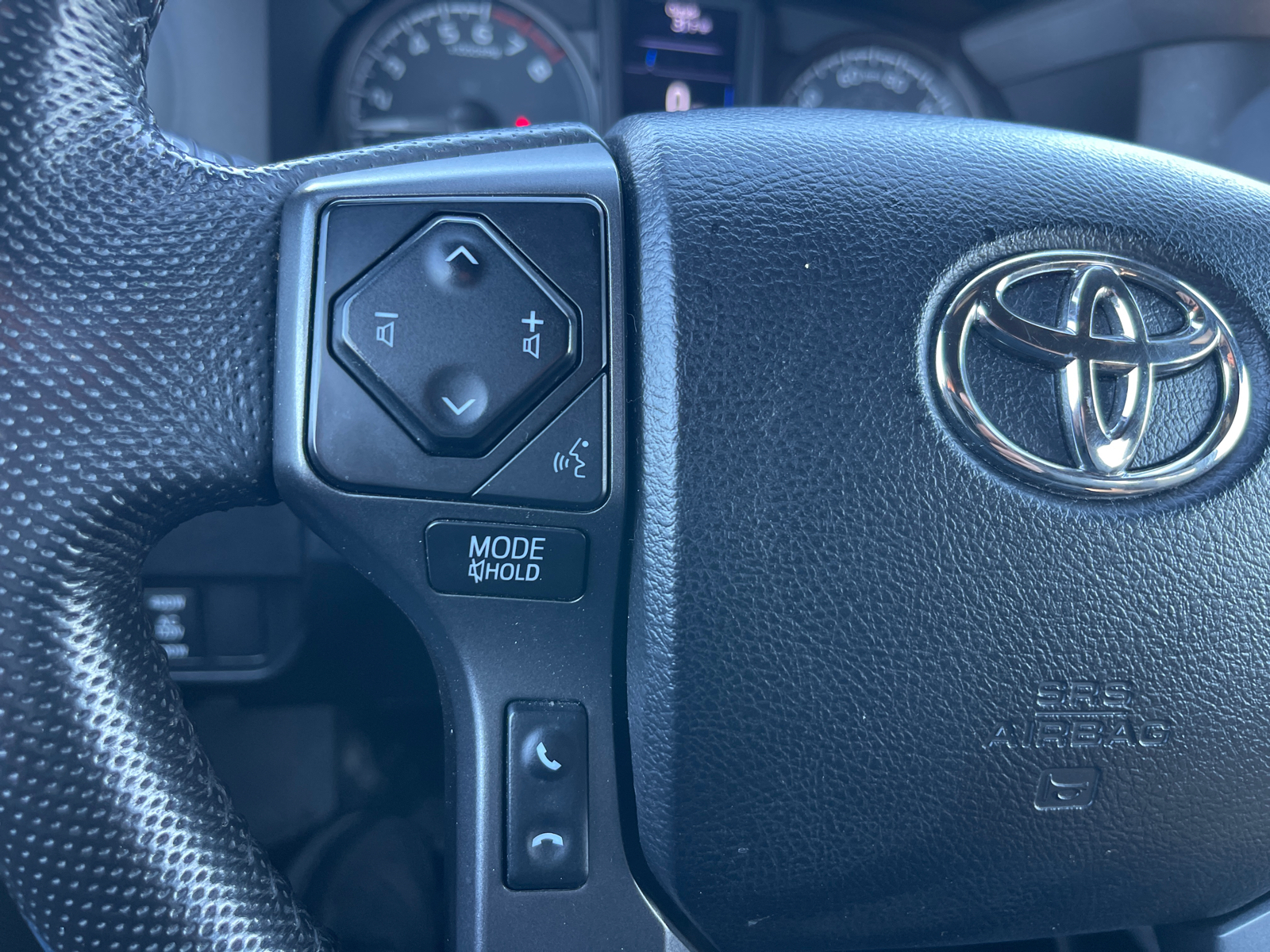 2021 Toyota Tacoma TRD Off-Road 14