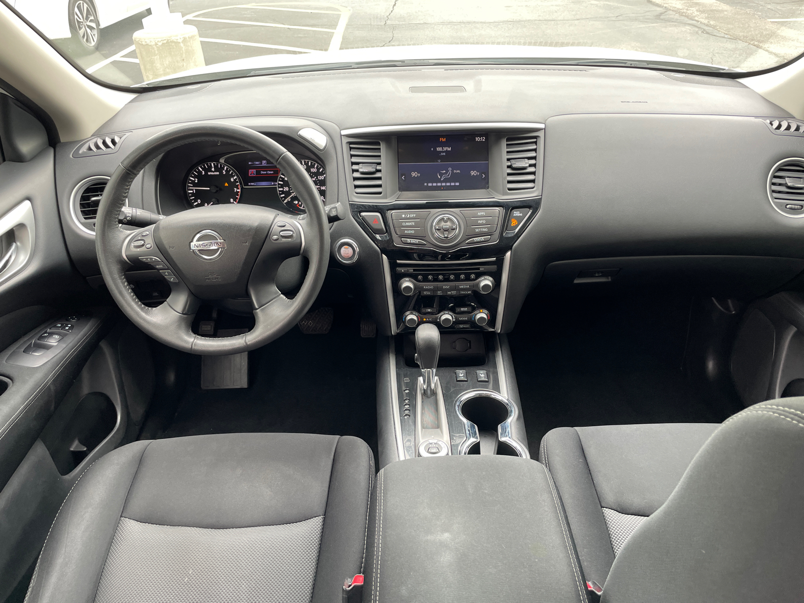2017 Nissan Pathfinder SV 25