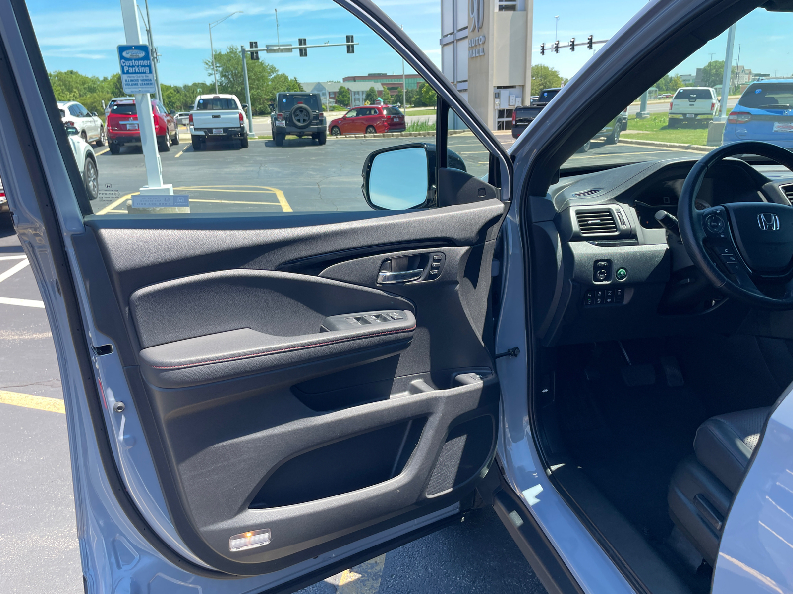 2023 Honda Ridgeline Black Edition 12