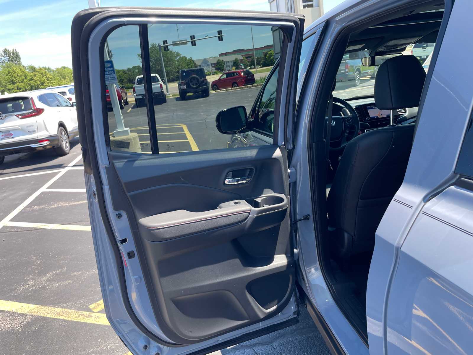 2023 Honda Ridgeline Black Edition 23