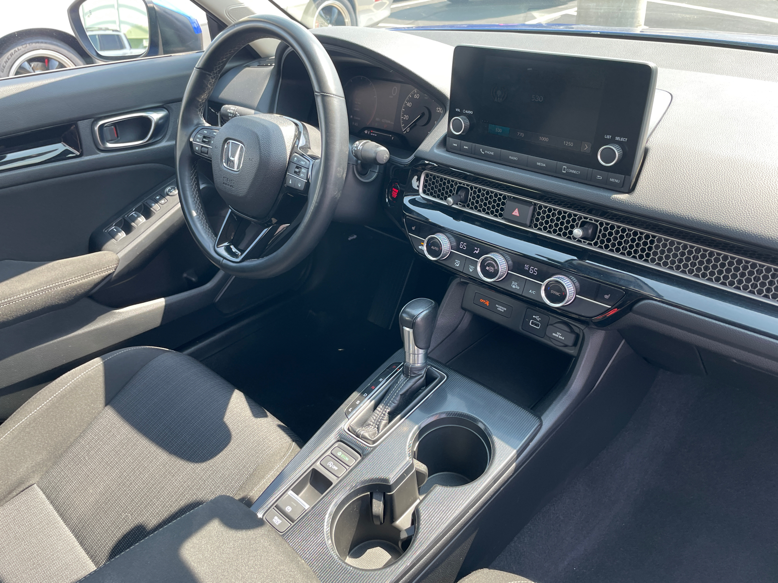 2022 Honda Civic EX 31